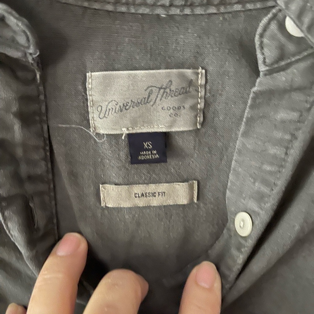 Universal Thread Womens Button Down Chambray Shir… - image 4